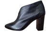 Ankle-high pump with block heel - black leather view 1