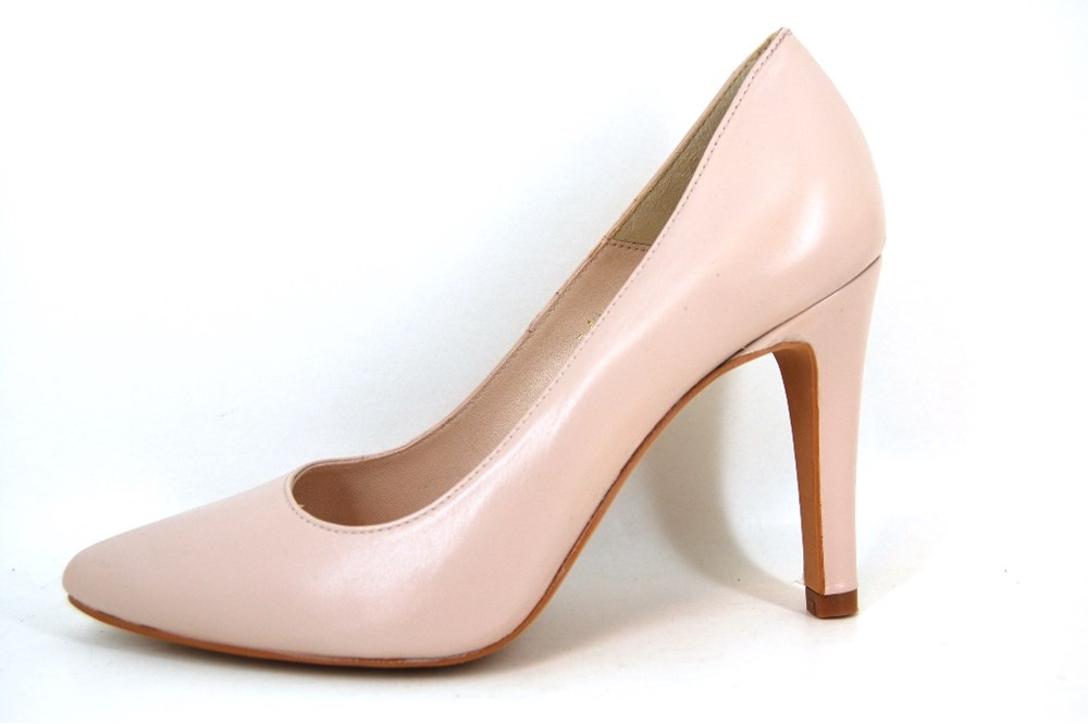 Pink nude 2024 court shoes