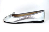 Silver leather ballerinas in small sizes