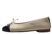 Supple patent nose ballerina - pale beige leather in large sizes