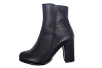 Tough ankle boot with high block heel - black leather