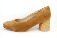Comfortable Pumps - natural color in large sizes