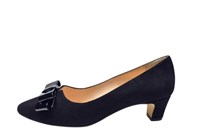 Black suede pumps with bow in large sizes