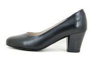 Soft leather pumps - black in large sizes