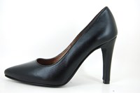 Black Pumps with Pointy Nose in large sizes