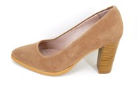 Nude suede pointy Toe pumps in small sizes