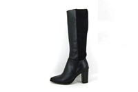 Pointed elastic leather boots in large sizes