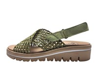 Sandal braided cross straps -pistachio green