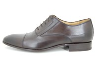 Neat brown men shoe in small sizes
