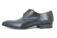 Modern Brogues for Men - black in large sizes