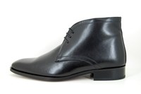Stylish half high men's shoes - black in small sizes