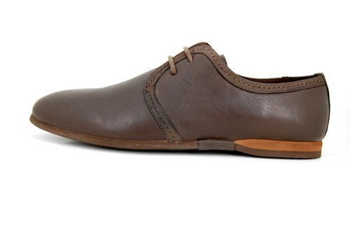 Brown casual lace shoes