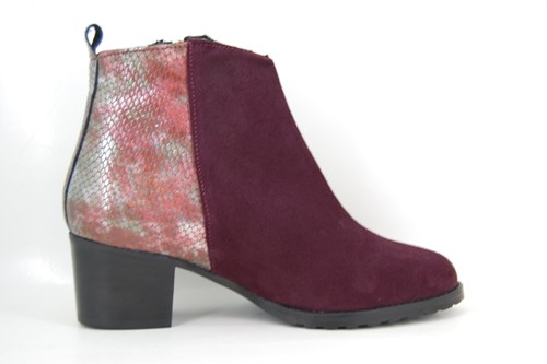 low boots bordeaux