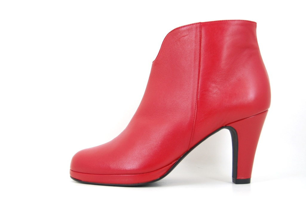 red ankle boots size 11